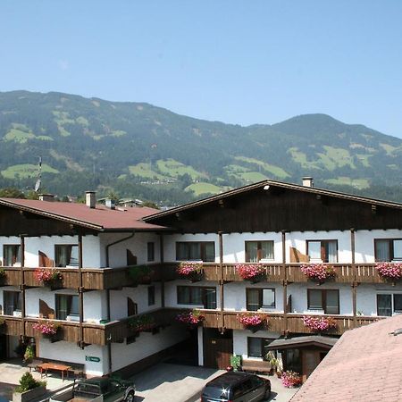 Gastehaus Daum Guest House Fügen Eksteriør bilde